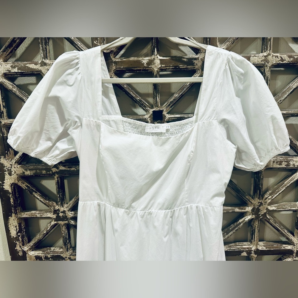 NWOT ASTR the label white poplin puff sleeve dress - Picture 9 of 11